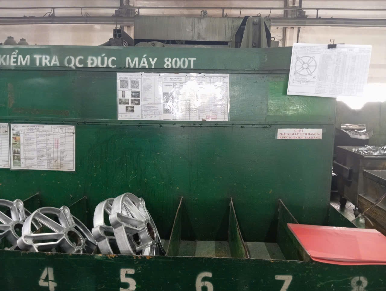 Forging machine 800T.jpg